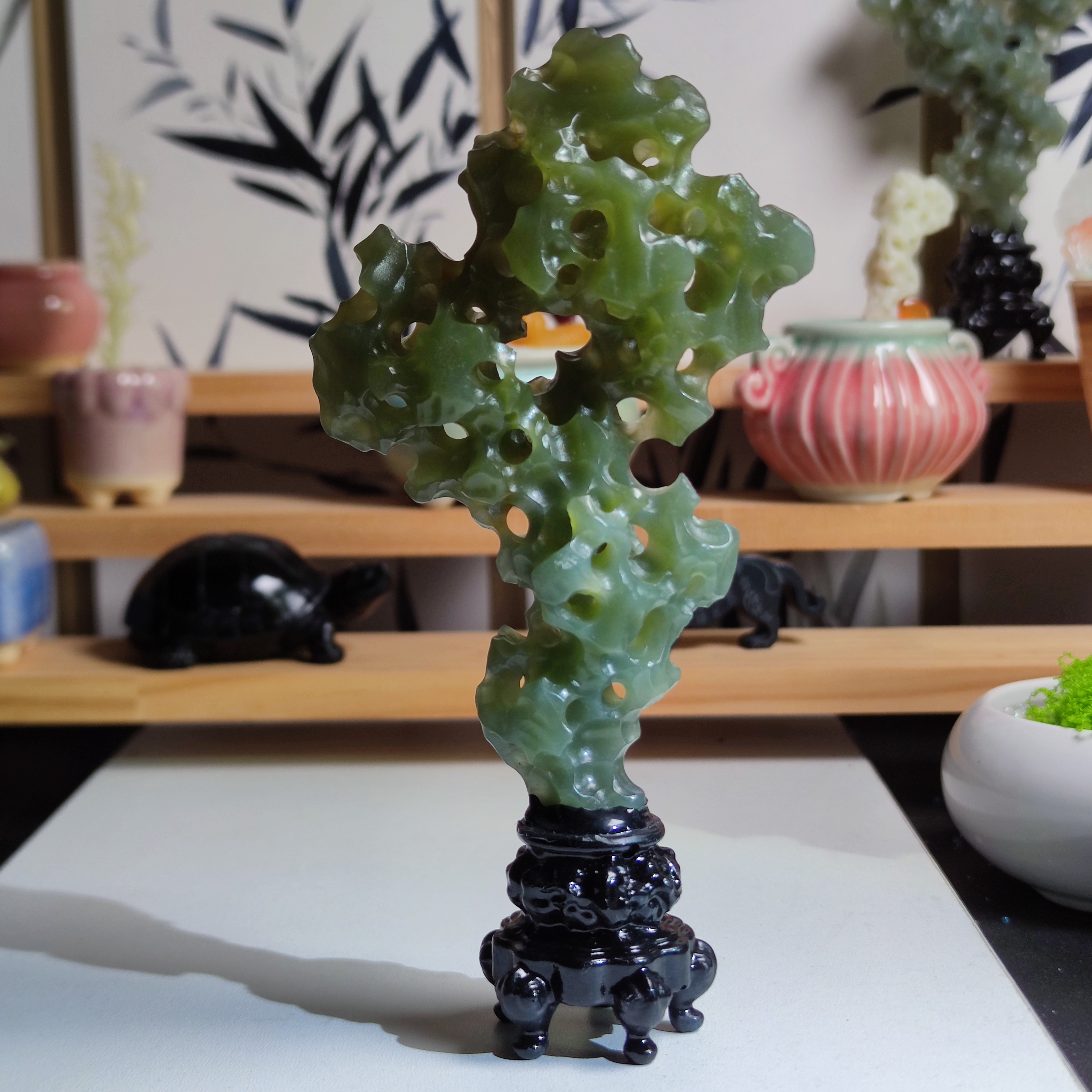 15.9x8.0x3.4cm,丹东绿太湖石摆件雅玩,完整