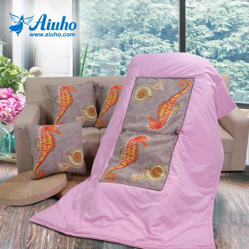 汽车被子两用抱枕被四季车用加厚大号冬季多功能卡通车载办公室