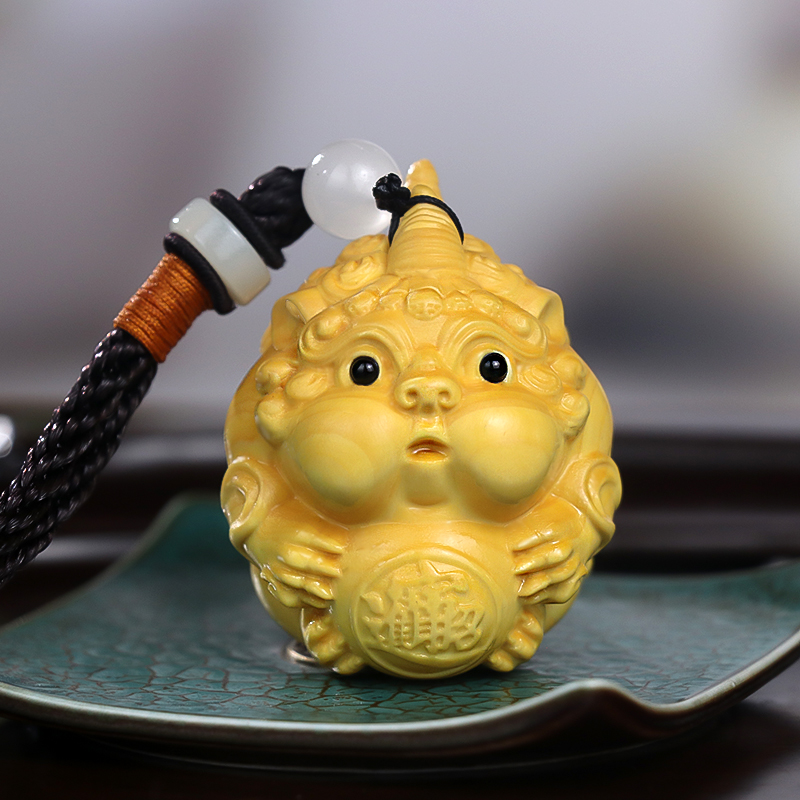 黄杨木雕招财进宝手把件貔貅抱球实木文玩中式转运旺财胖嘟嘟皮丘