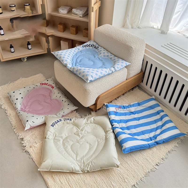 宠物凉凉窝冰垫夏天降温猫咪垫凉席垫冰窝狗窝睡垫凉席狗猫咪用品