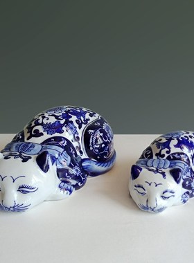 简约中式青花瓷陶瓷摆件猫咪样板间软装饰品办公室卧室工艺品礼物