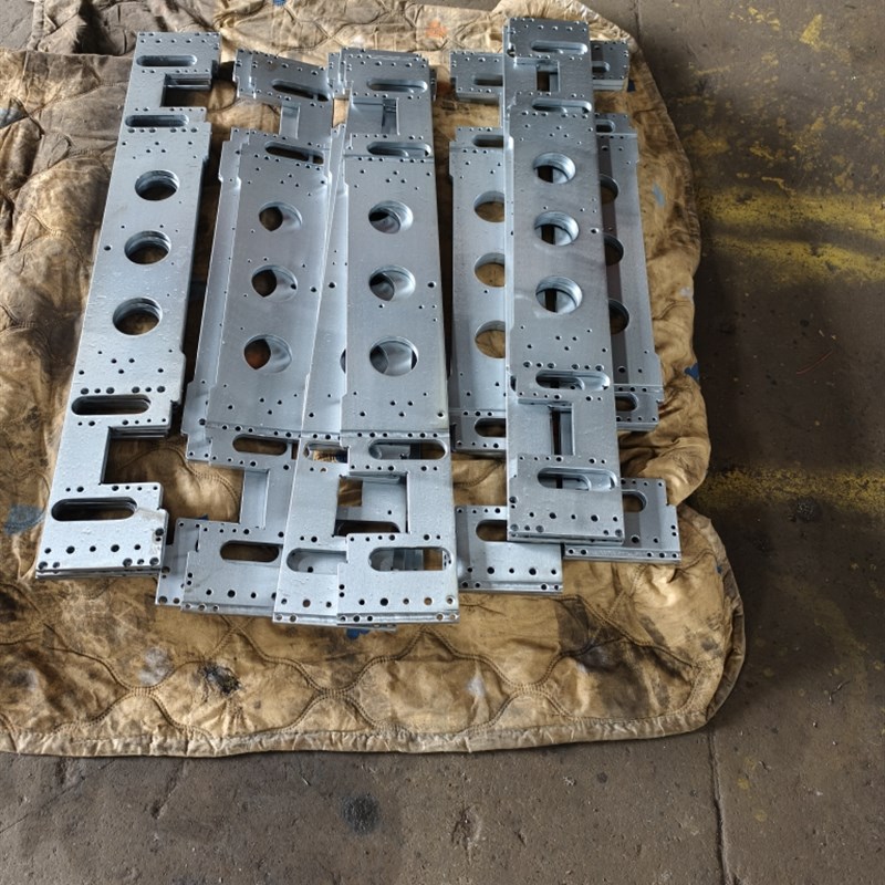 非标零件加工数控车床加工加工中心零件加工汽车焊接夹具加工