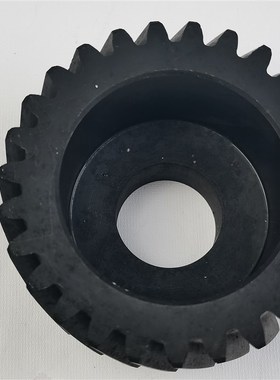 齿轮模数3.0斜齿轮齿数27∅86.2厚度55机械手TN2500上下手臂齿轮