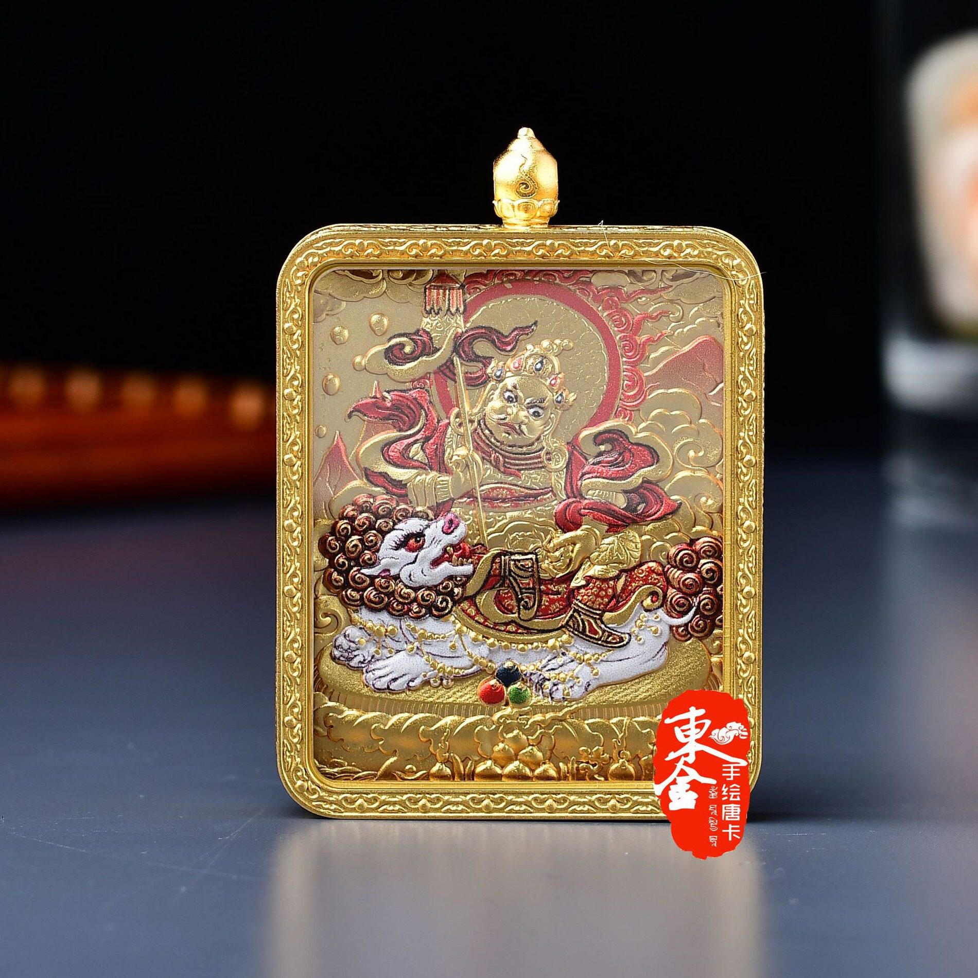 直销新嘎乌盒钢化玻璃内镶铜金彩色款唐卡盒子车挂情侣随身佛牌吊