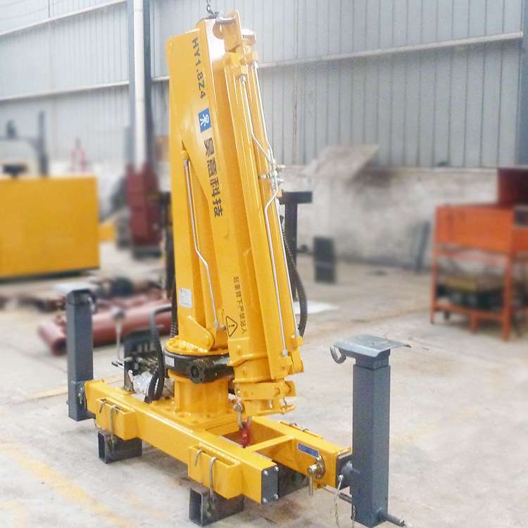 1吨 1.8吨微型车载小吊车 折叠臂小吊机 建筑小型吊机