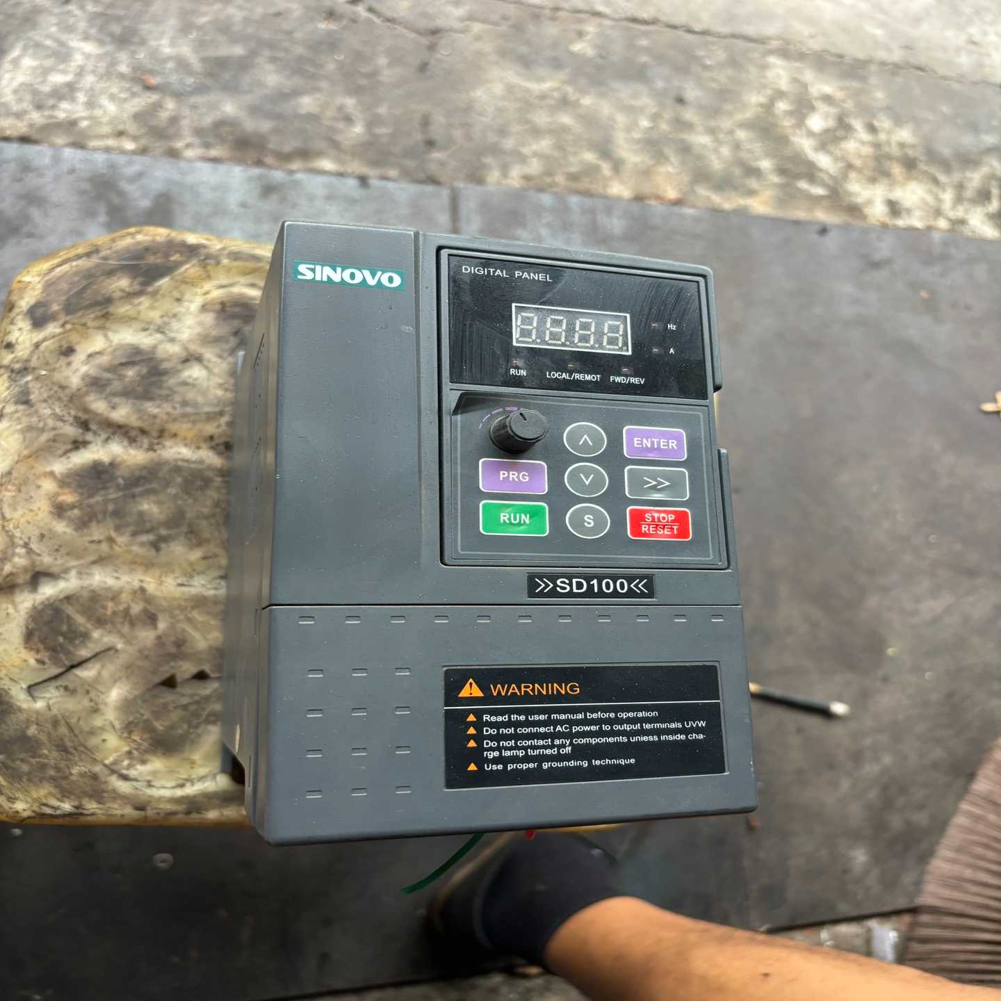 SINOVO西林变频器1.5kw220v西林SD100-2S询价