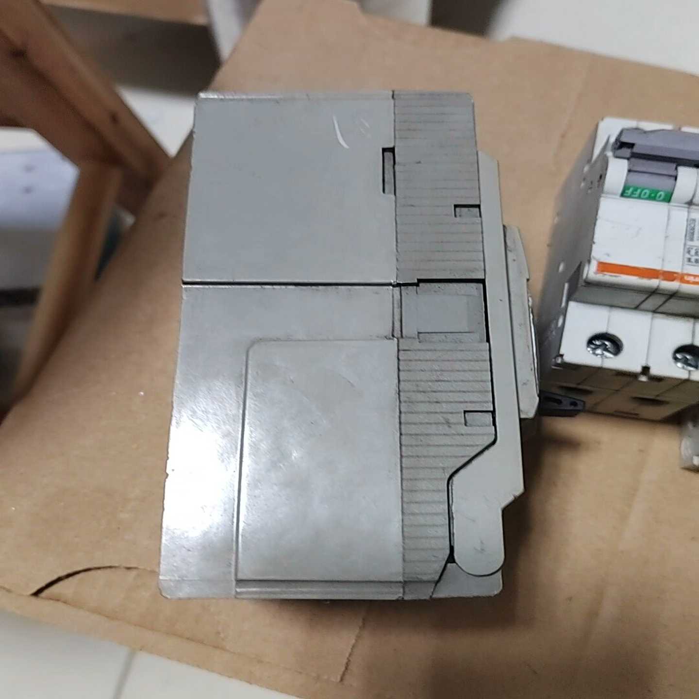 议价施耐德塑交流l壳断路器EZD100E3P75A,数量一个现货/维修