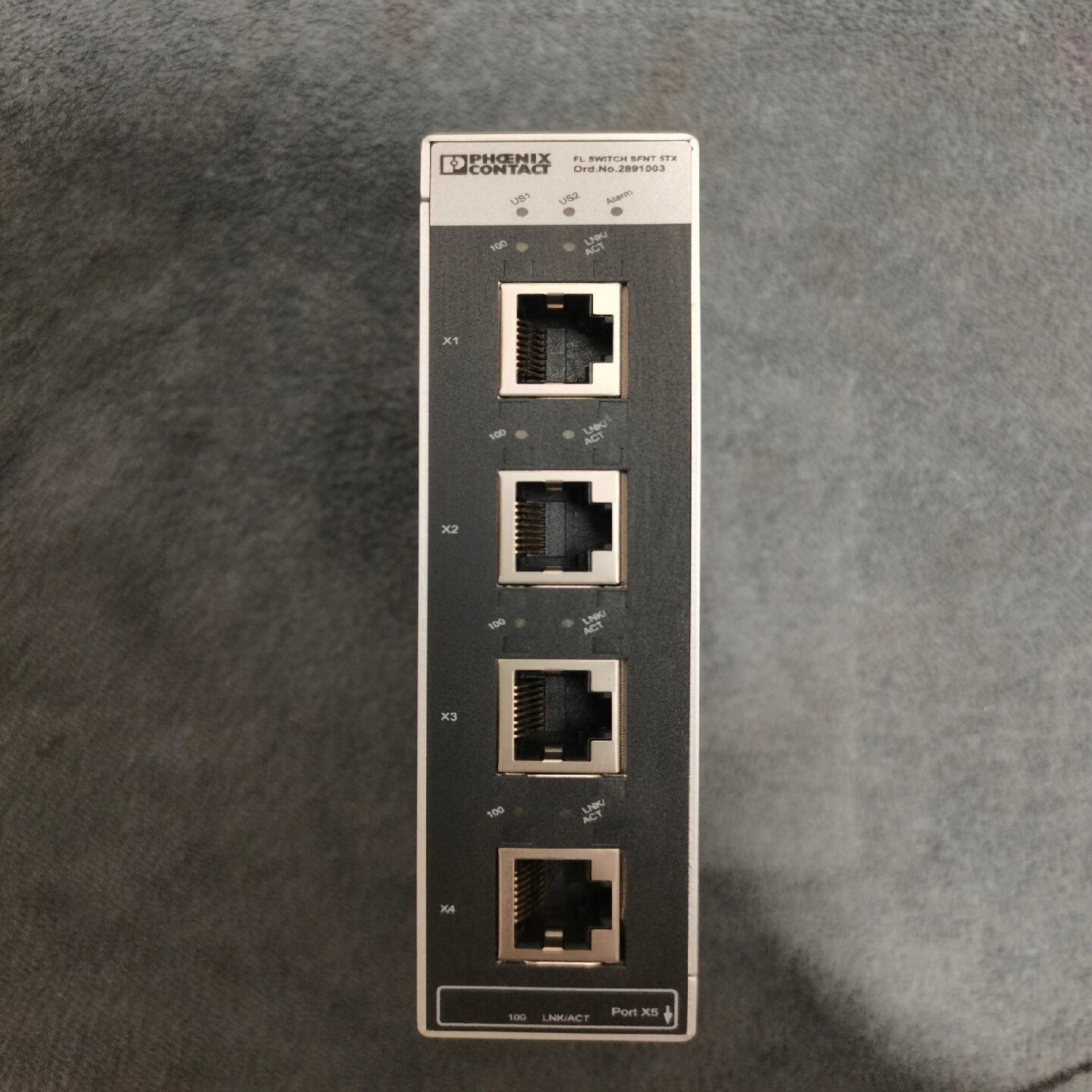 【请询价】全新菲尼克斯工业交换机FL SWITCH SFNT 5TX