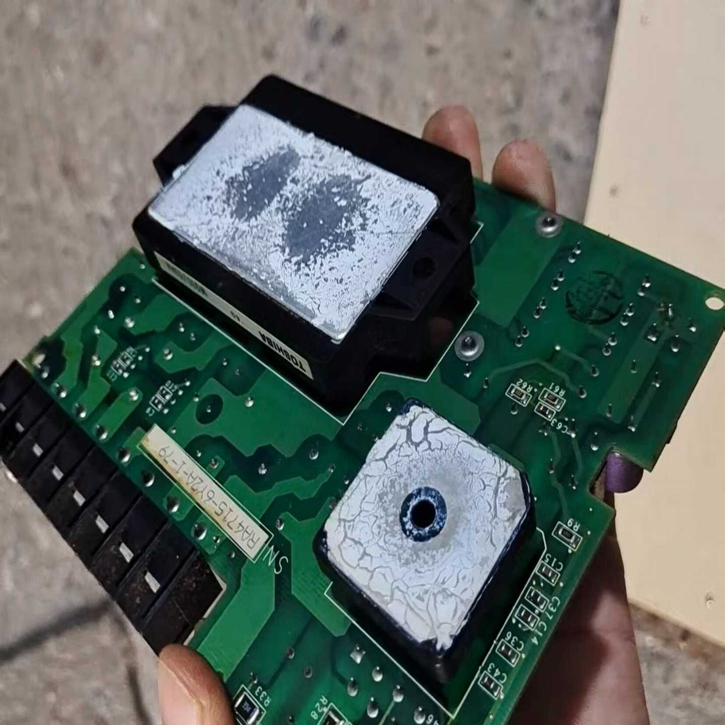 RA4715-6Y2A-1-79/MIG30J103HA（零零电子）