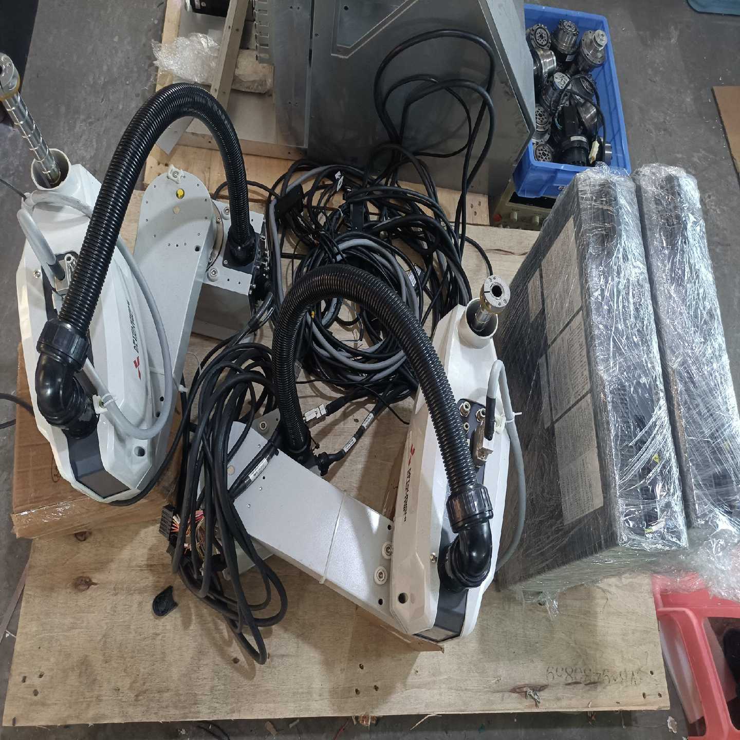 三菱机械手RH-6CH6020-1D-S11CR75-议价