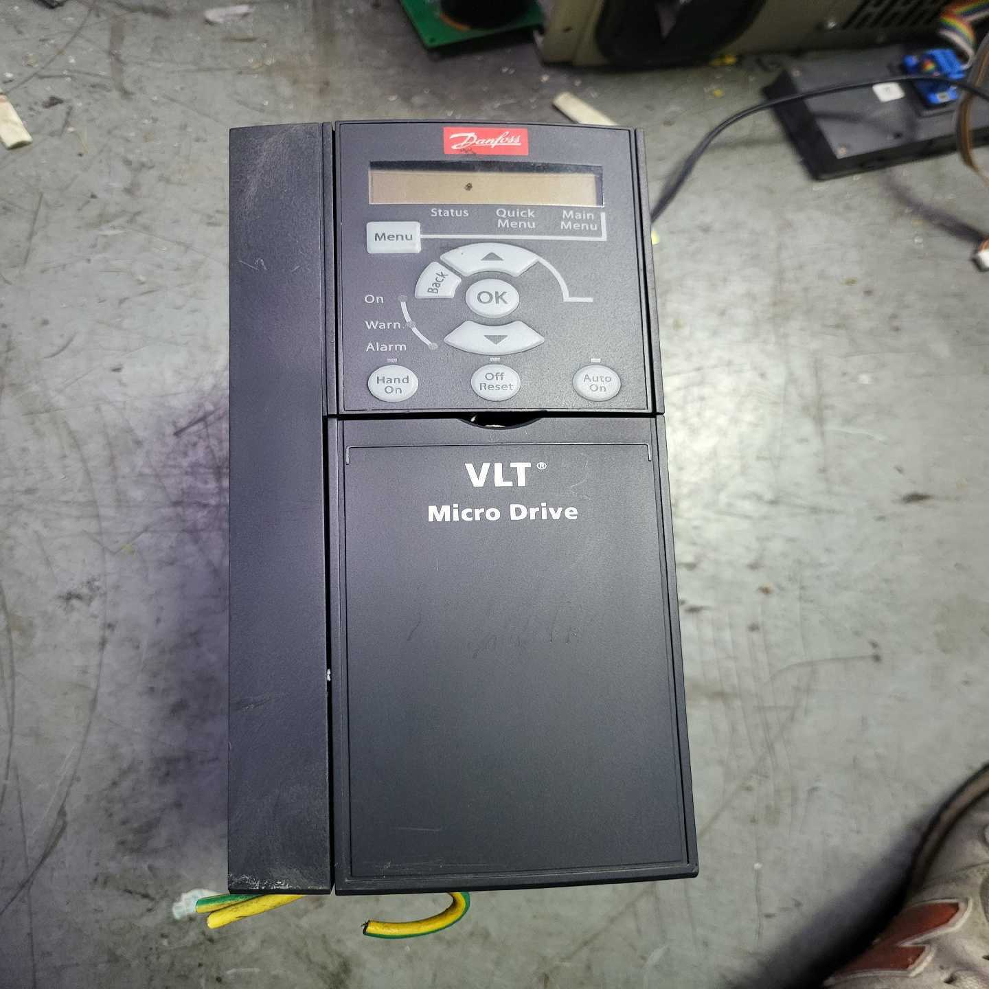 丹佛斯变频器4KW VTS051P4K0T4E20H3BNC（佳毅工控）