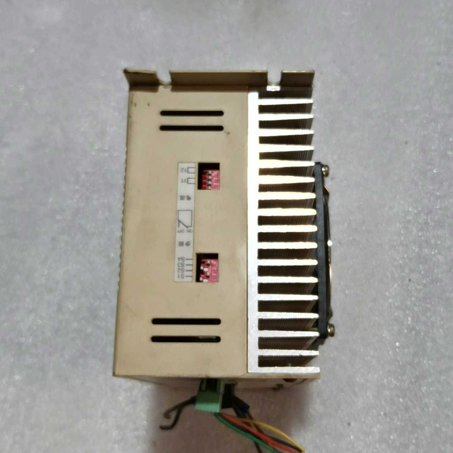 询价~辉煌制袋机三相混合式驱动器MD308SD