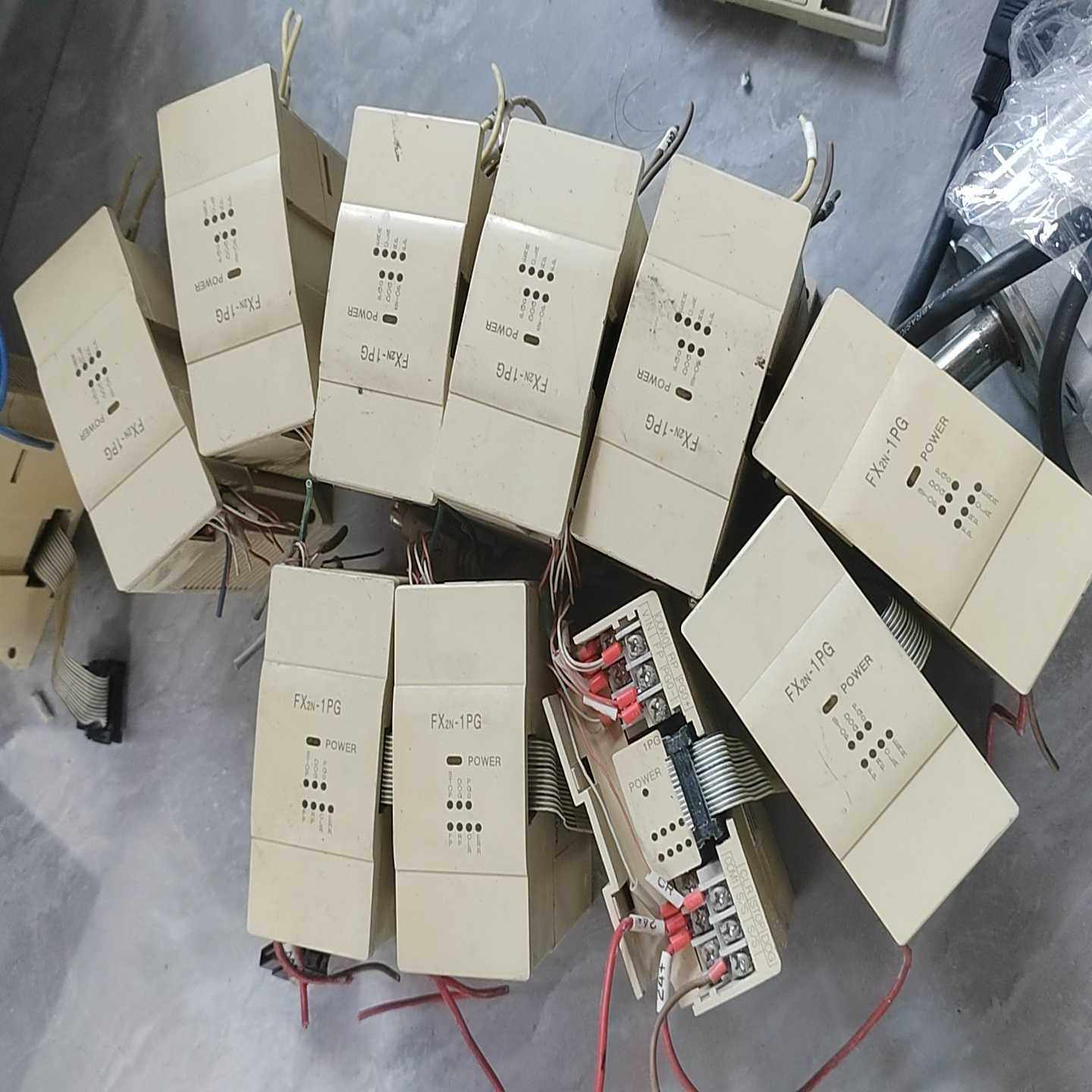 三菱PLC定位模块FX2N-1PG，实物拍摄，成色如图，功能--议价商品