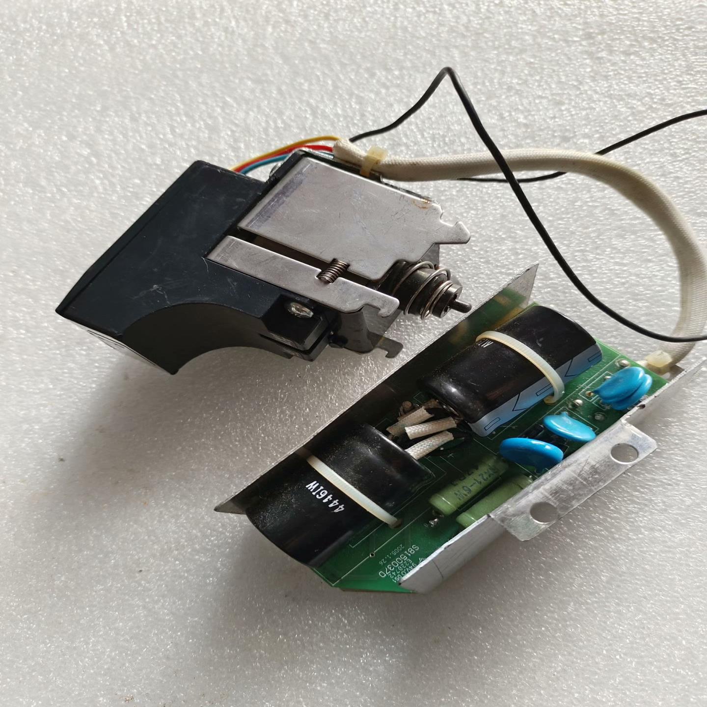 欠压脱扣器 延时欠压脱扣器 GE延时欠压脱扣器LLA11YY（佳毅工