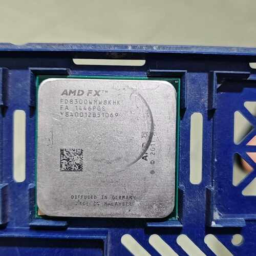 （议价）的FX8300的一般功能实物图，有点轻微撞角