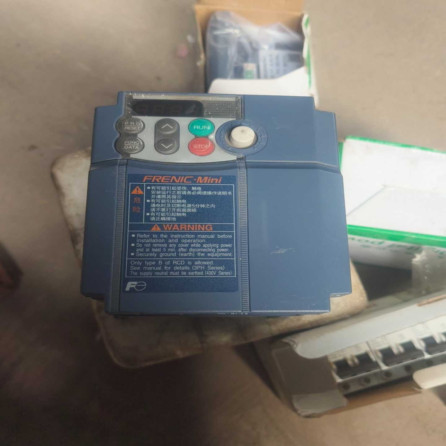 【议价】富士变频器FRN1.5C1S-4C没用过没包装要的联适用