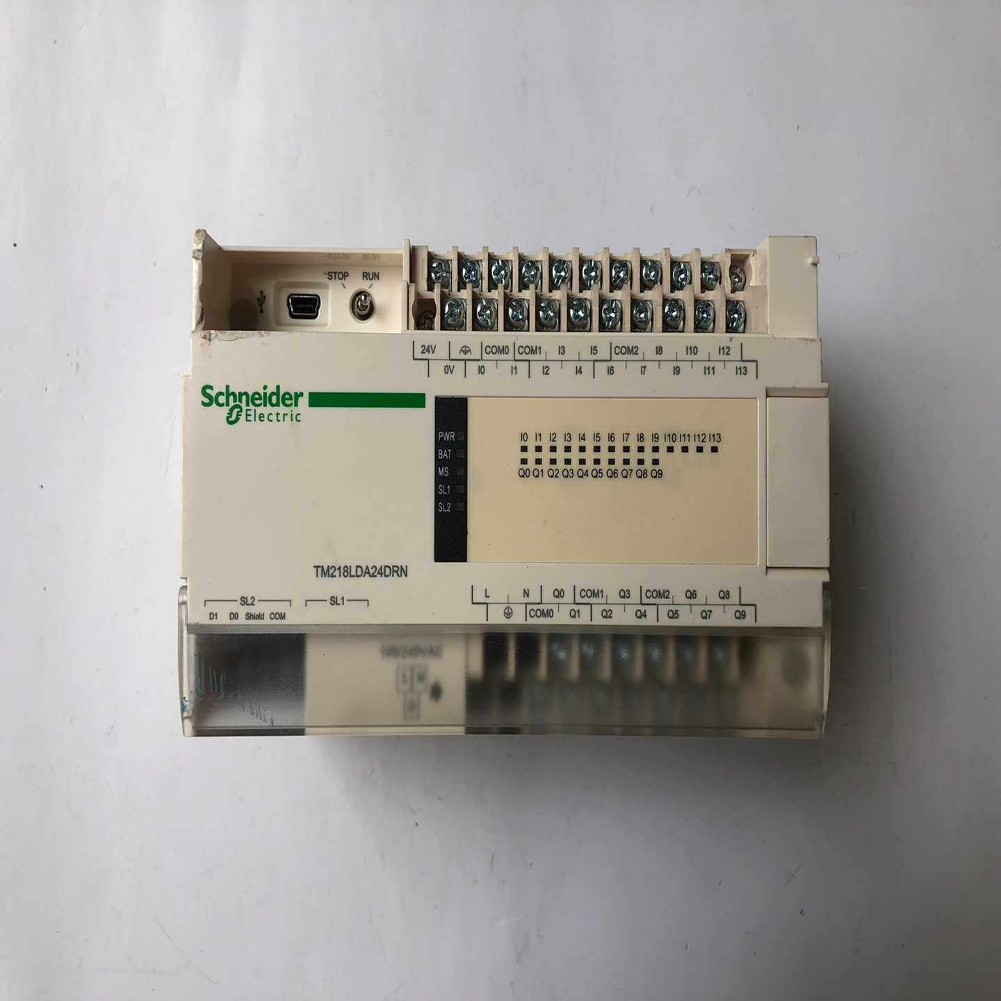 施耐德PLCTM218LDA24DRN，拆机现货实拍，有轻--议价商品