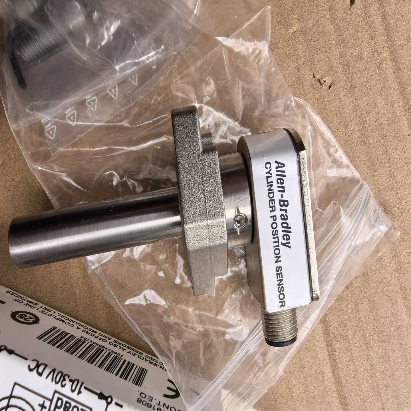 AB罗克韦尔871D-DW2NP524-D4气缸位置传感-询价客服