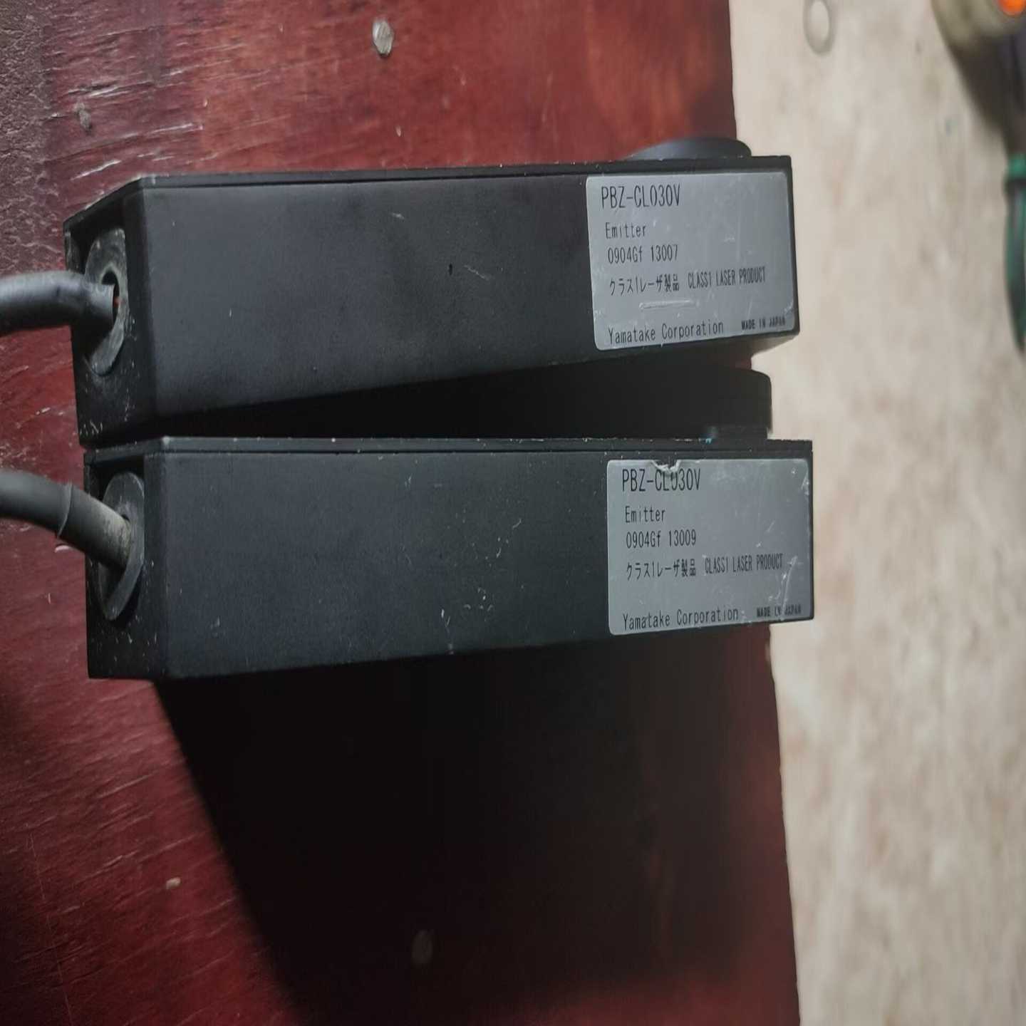 询价山武PBZ-CL030V激光传感器一套日本原装进口，实