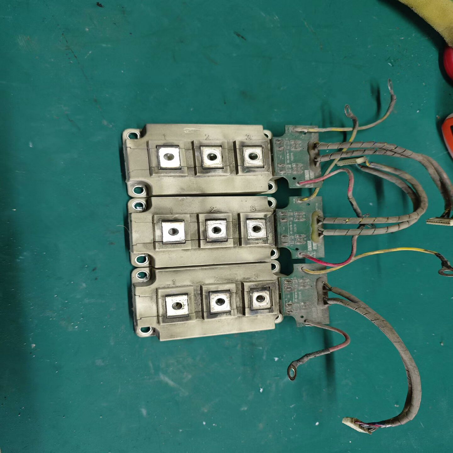 英飞凌模块FF200R12KE3