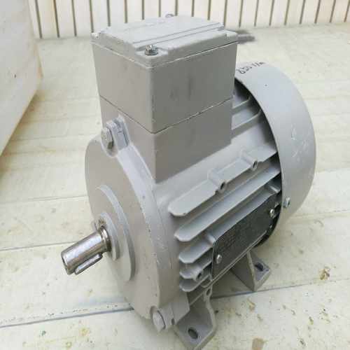 西门子微型小电机1LA7070-6AA10SIEMENS-议价