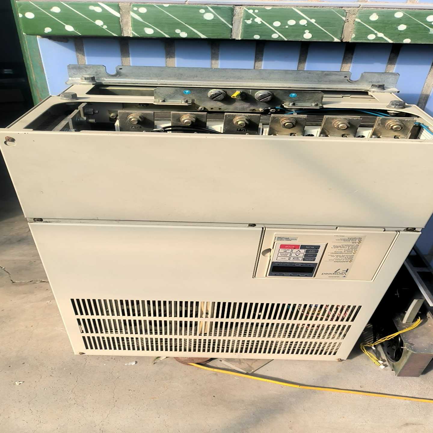 询价安川7变频器I-741101108