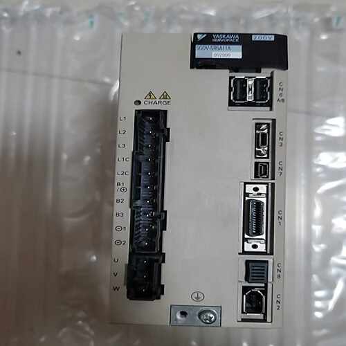 SGDV-5R5A11A002000 安川750w伺服驱动器（地坛设备）