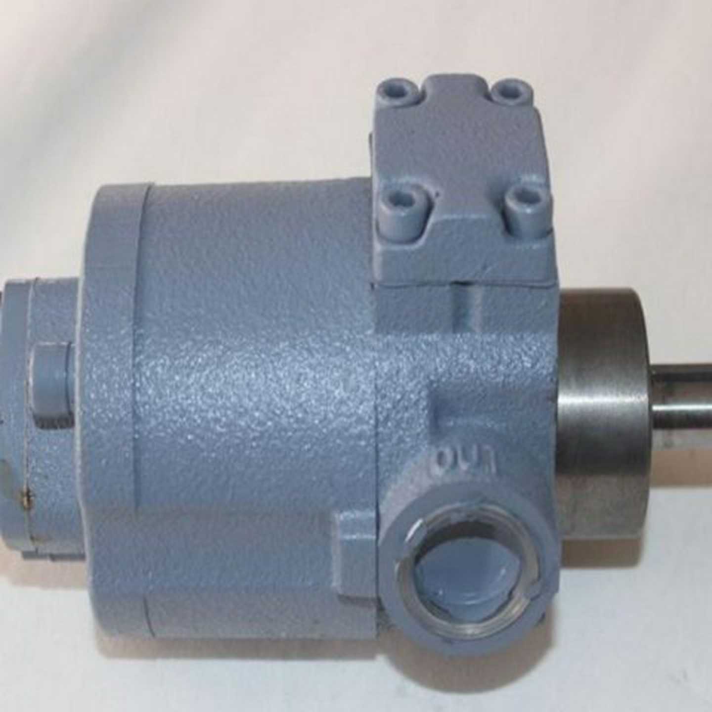 进口油泵电机2P750L01-220EVB-6FELQ-8T0c.75KW25P750C-220EVB