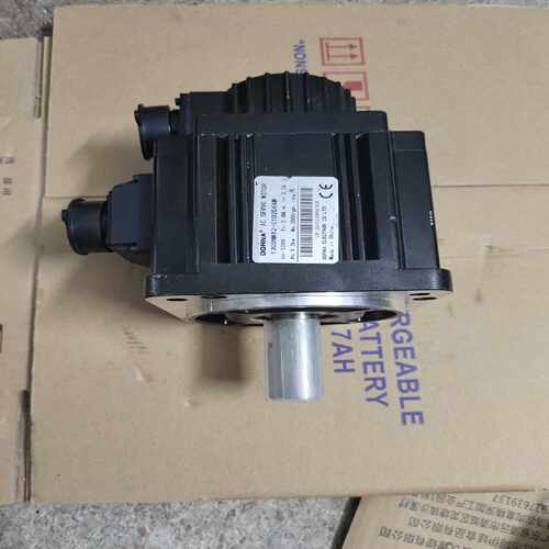 东菱电机130DNMA2-012D2DKAM，1.2KW。未【卡奥电子】