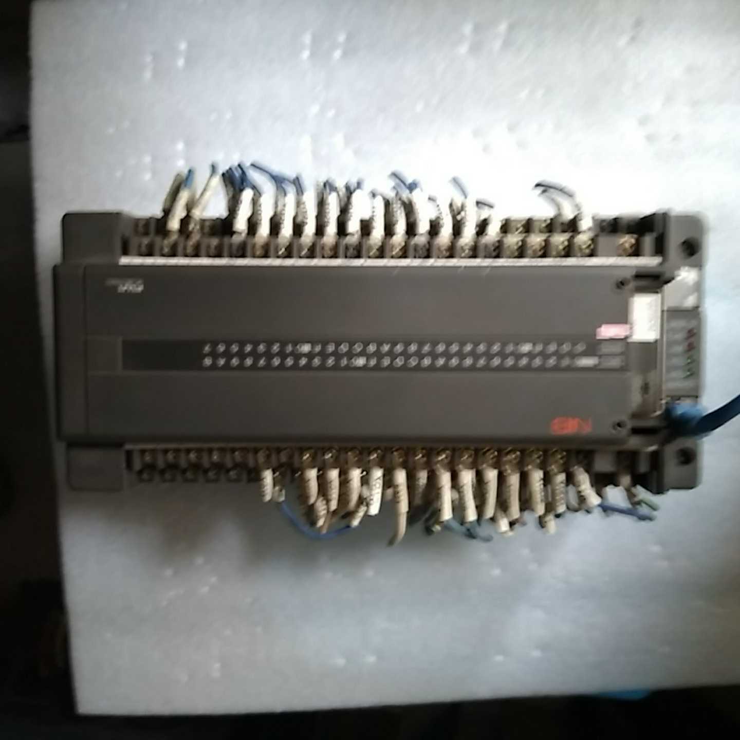 【议价】富士PLC，NB2-P56T3-AC成色好，实物图。适用