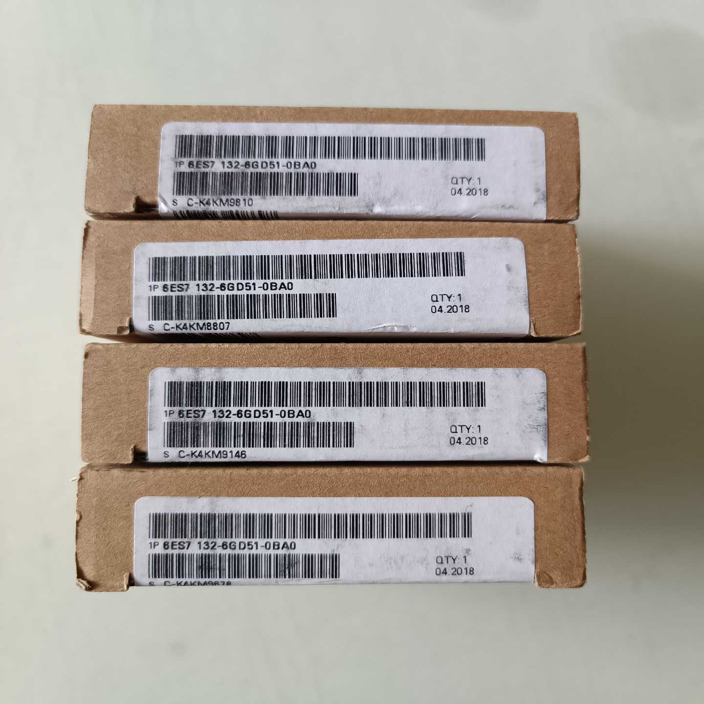 西门子6ES7 132-6GD51-0BA0全新。假一赔十，~议价