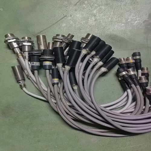 E2FM-X5D1-M1GJ E2FM-X2D1-M1GJ~询价
