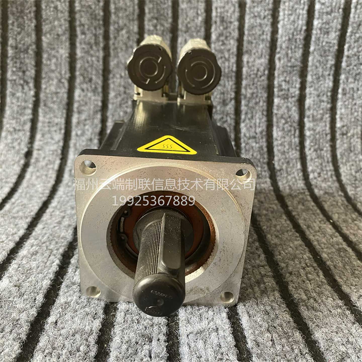 B&R贝Y加莱伺服电机8JSA52.ee045ffgg-08JSA54.ee028ffgg-0