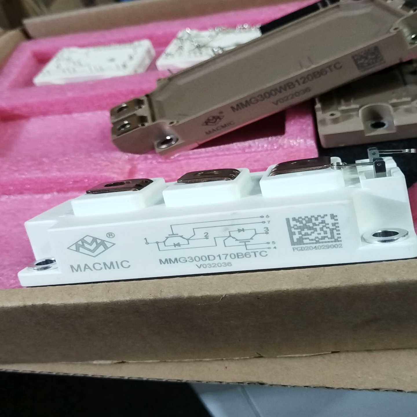 咨询-MMG300D170B6TC