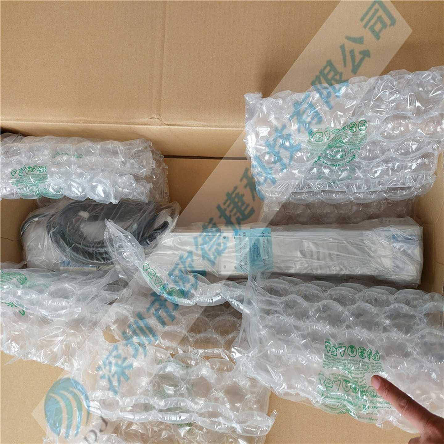 日本IAI防水电缸RCP4W-ESA6C-I-42P-6-500-P3-M全新原装正