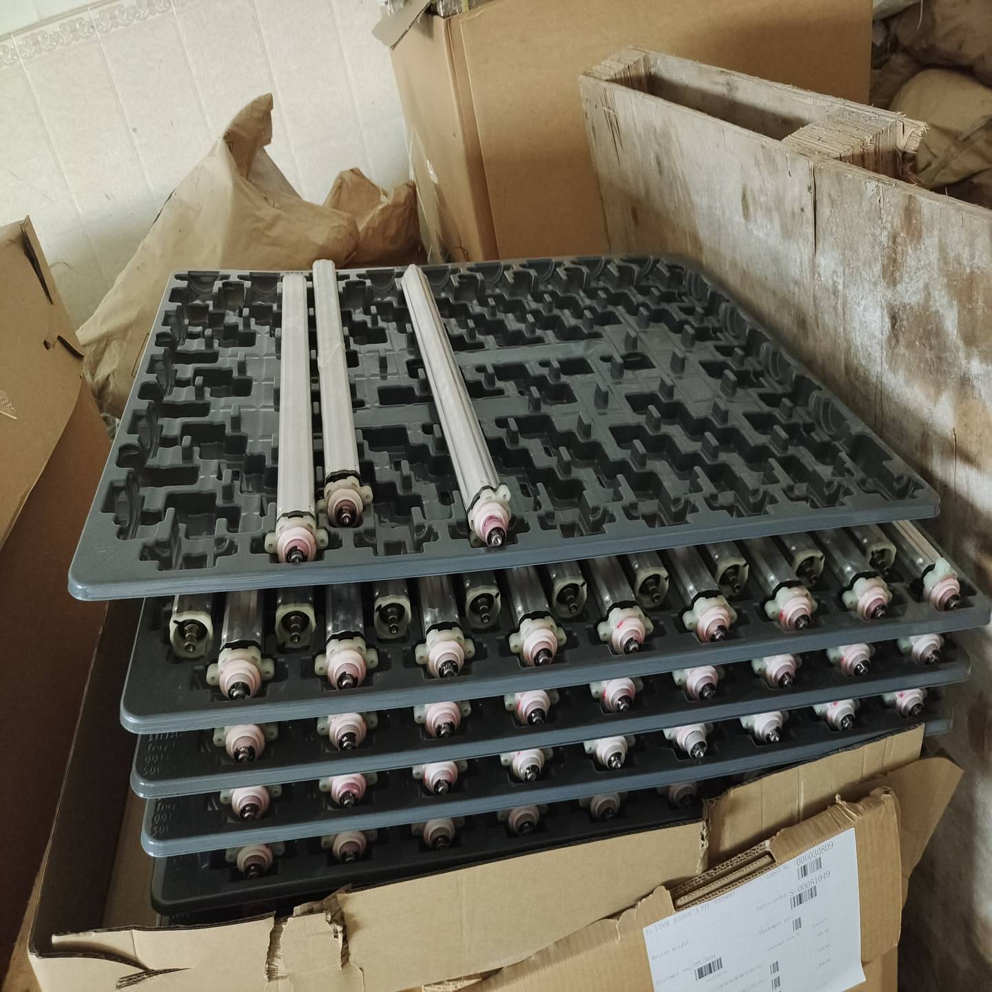 力纳克LINAK直线螺纹驱动。。。。如图所示，。。。询价