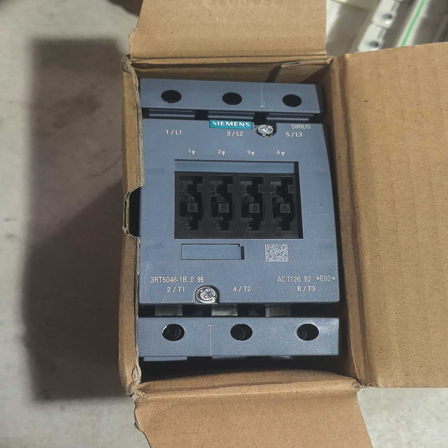 咨询-SIRIUS接触器3RT5046-1B..095A