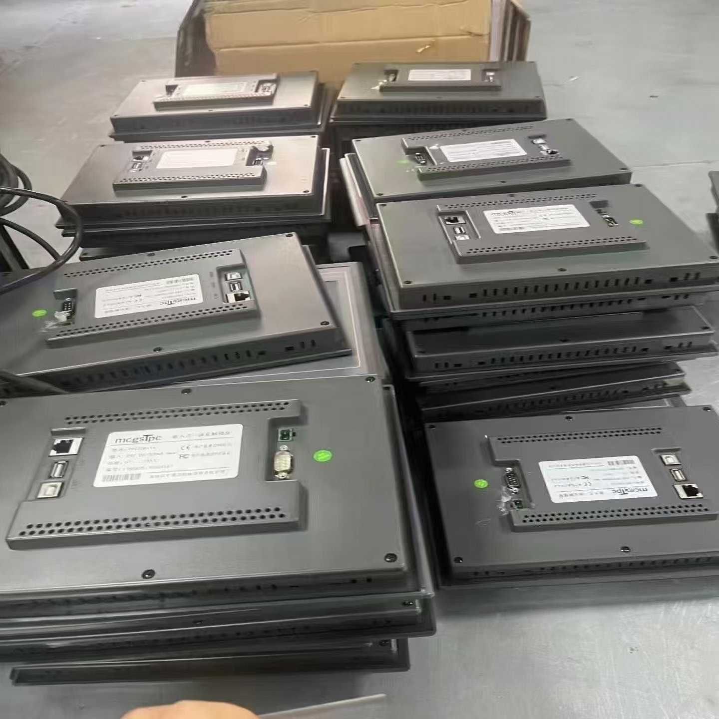 昆仑通态触摸屏TPC1061Ti,二手拆机,功能包好,成色--议价商品