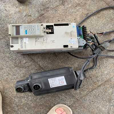 安川伺服驱动器CACR-DR15BA13S，配套伺服电机US询价