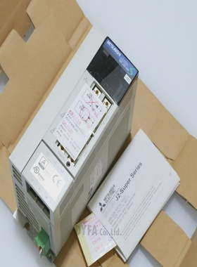 三菱带盒MR-J2S-40A-EG400W交流电SERVO输入DC283-326VDR