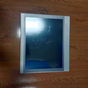 议价昆仑通态触摸屏TPC1530Ki，功能正常，成色为实图现货/维N修