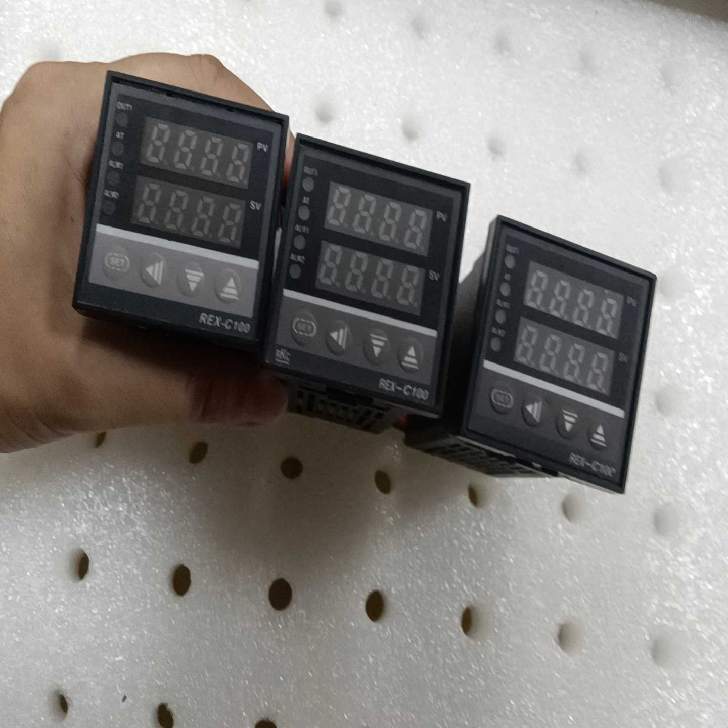 咨询-温控仪温控器REX-C100FK02-V*EN，共