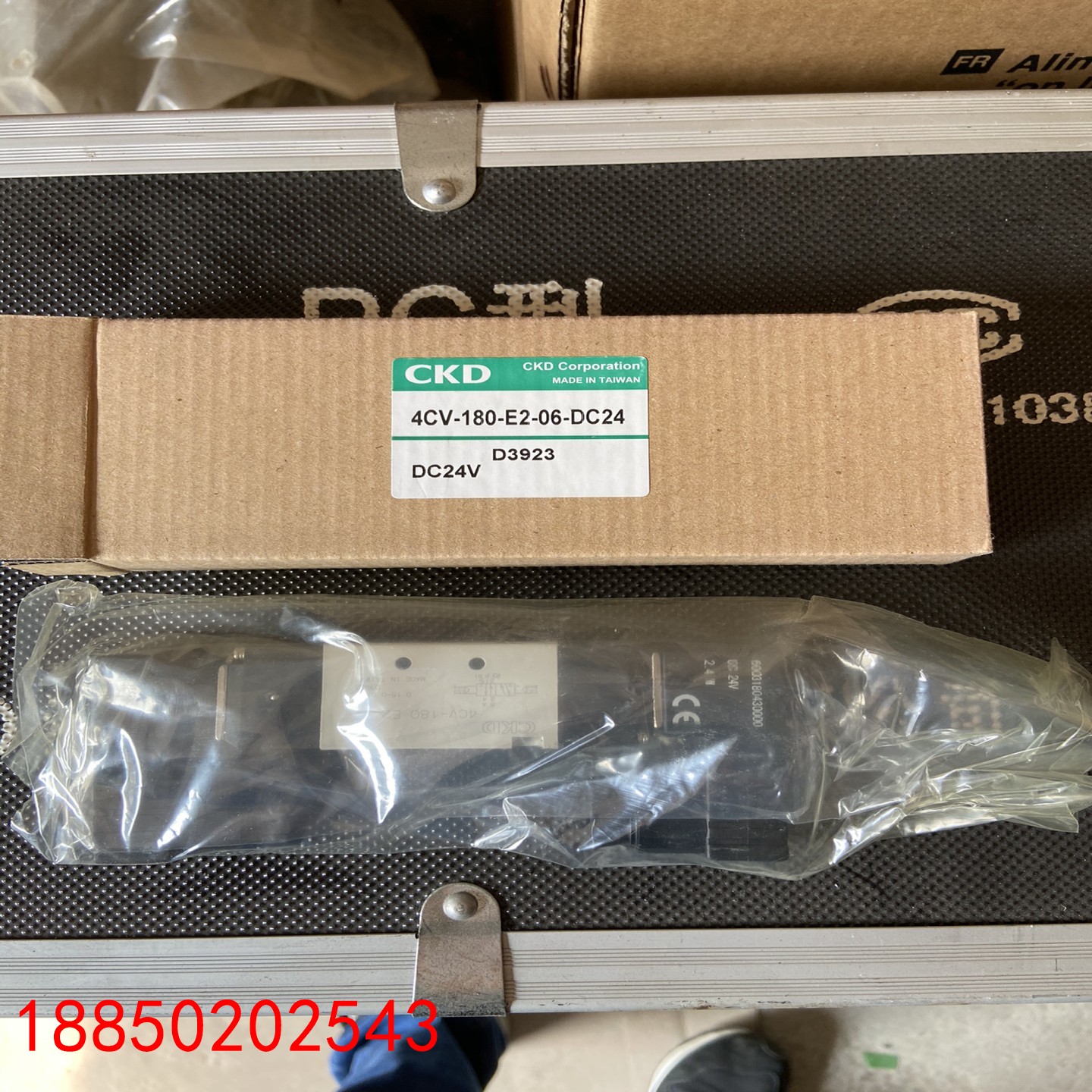 【请询价】CKD电磁阀4CV-180-E2-06线圈是24伏的原装