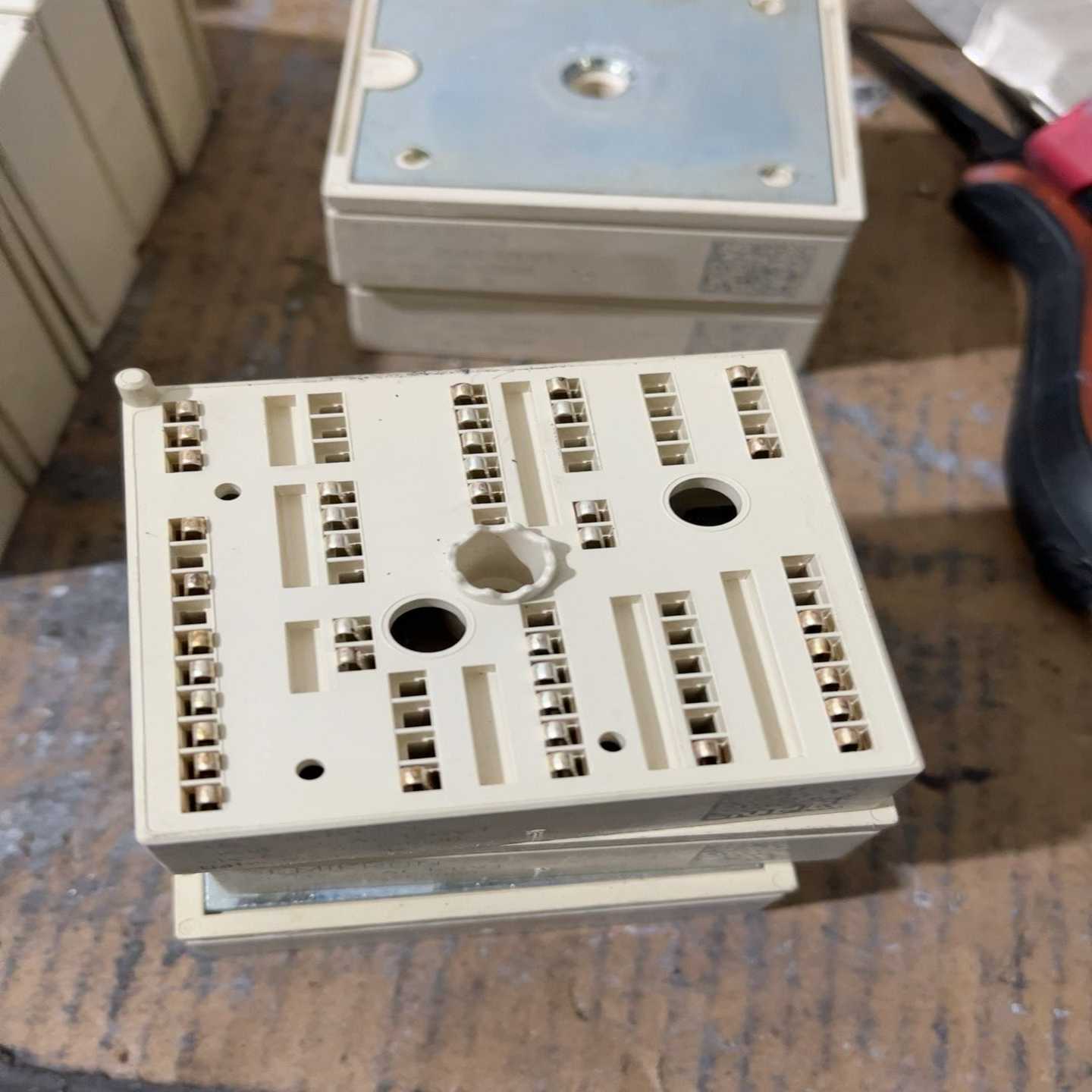 skiip24ac126v1、包上机。。~询价