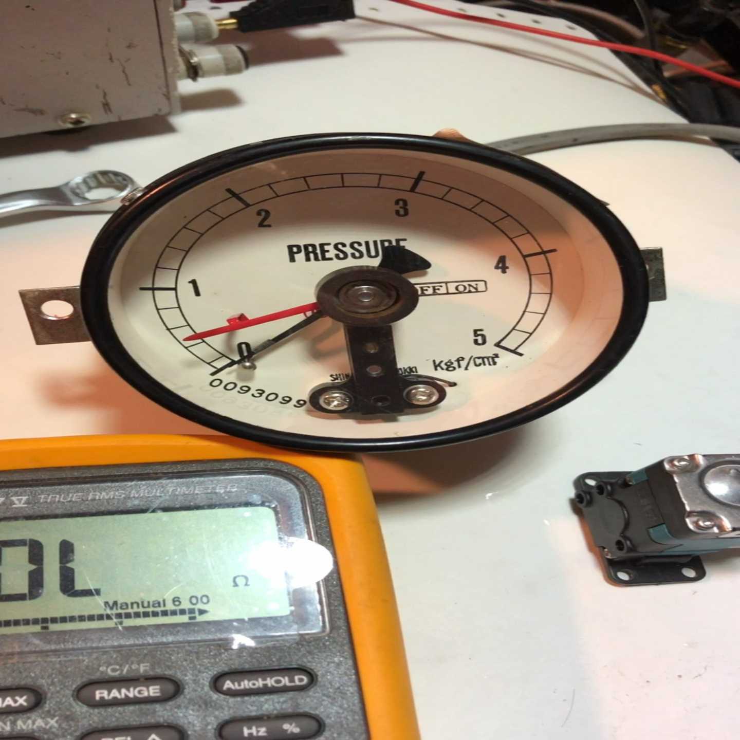 议价电接点气压力shiagawasokki，带开关压力