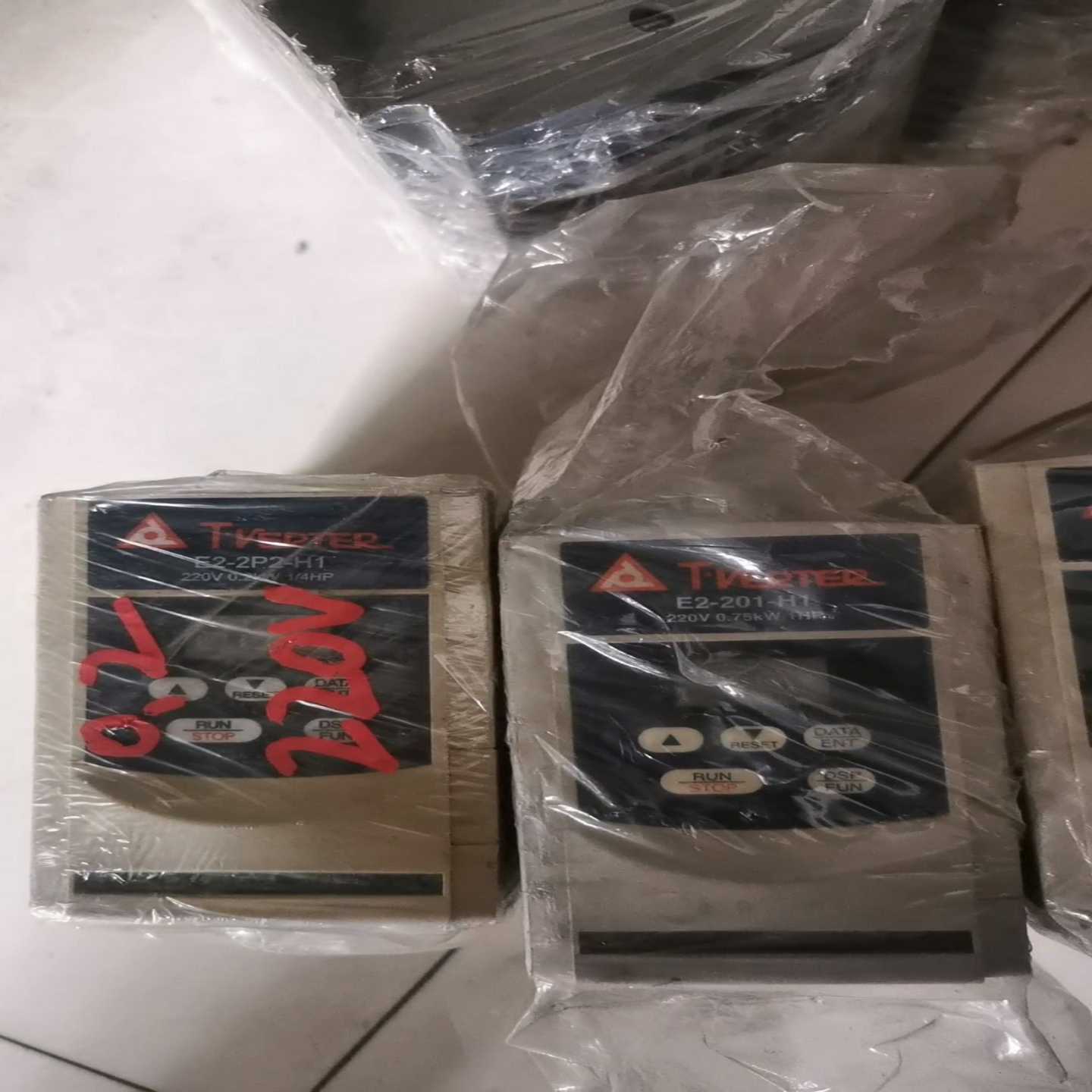 咨询-台安变频器E2-2P2-H1E2-201-H