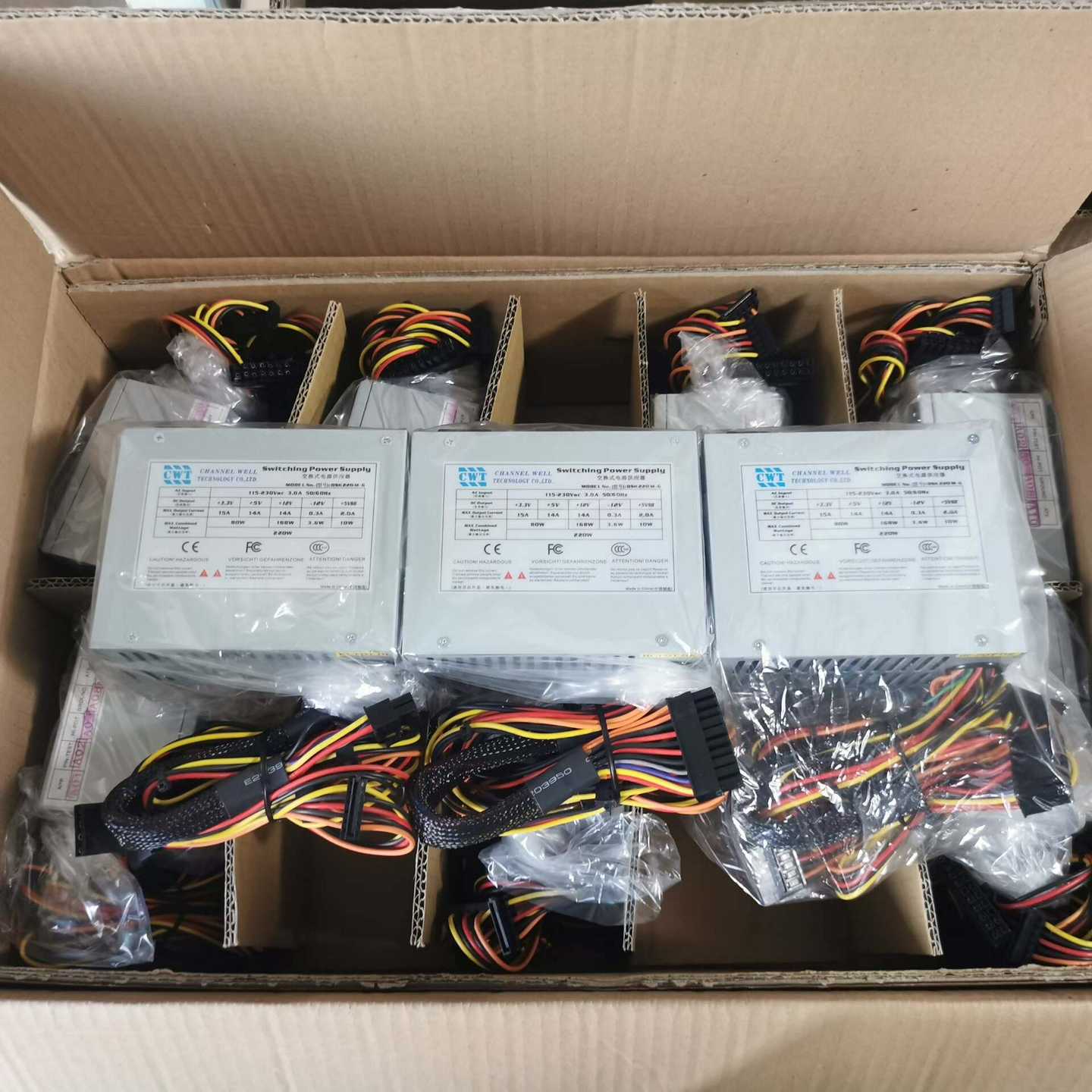 全新CWT侨威DSK220M-6工控机电源，额定220W，功--议价商品