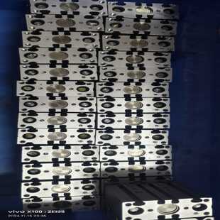 亚德客TCL12x20S三轴气缸现货27个，实物拍摄，成色如-议价