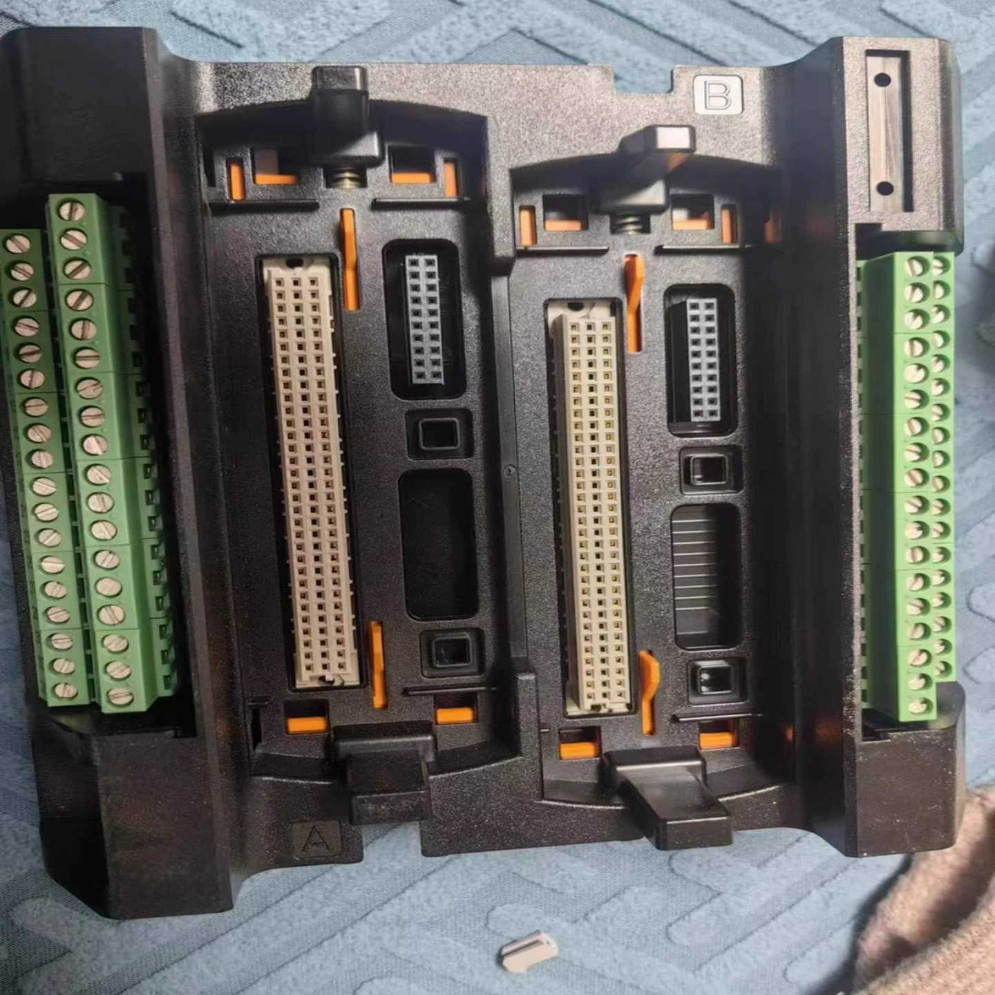 中控ECS700系列IO底座MB735-S11;议价