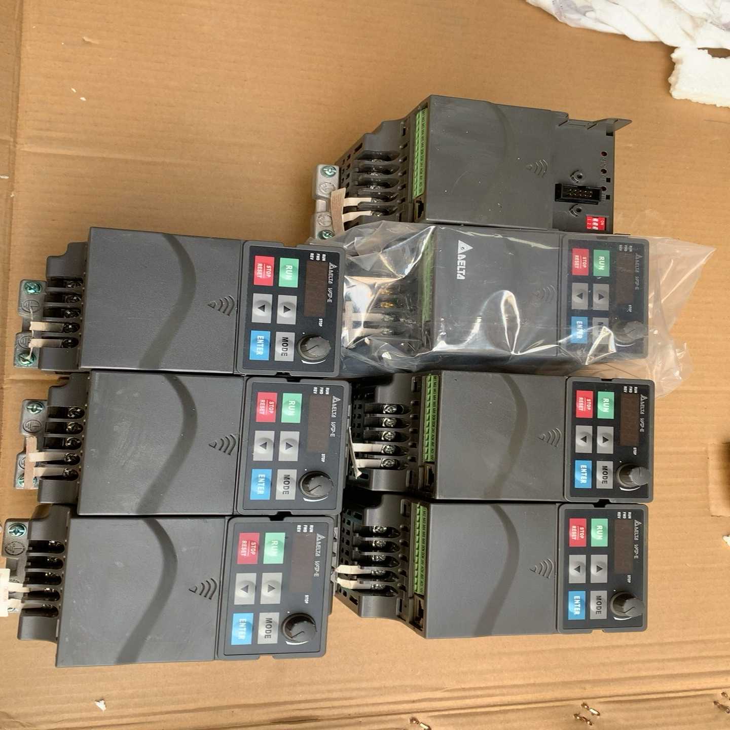 台达变频器E系列380V0.75KWVFD007E43A询价